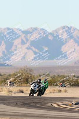 media/Dec-07-2025-CVMA (Sun) [[3e7d2de5dc]]/Race 18-Formula Twins-Formula 40 UL/